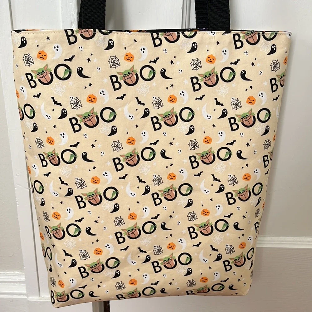 Mandalorian Halloween tote bag